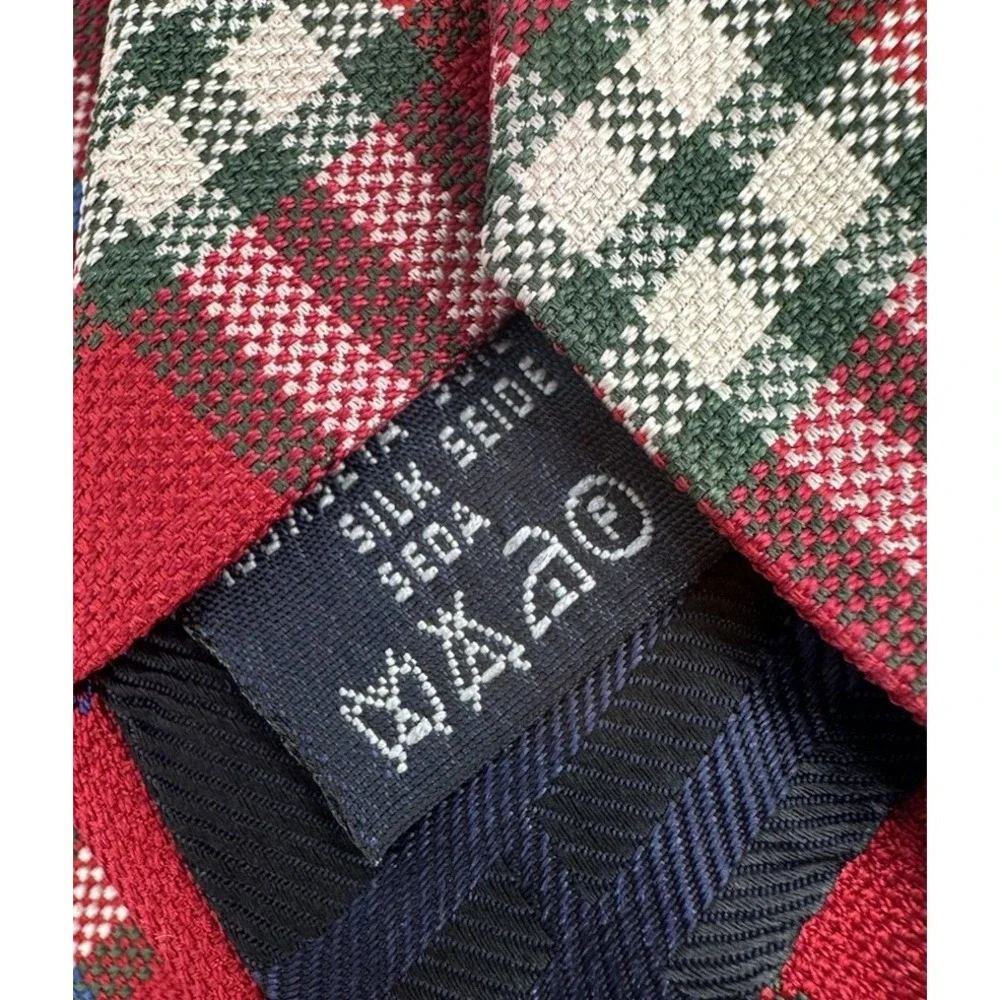 Burberry London Men's Classic Red Tartan Woven Plaid 100% Silk Neck TIE - Picture 5 of 5